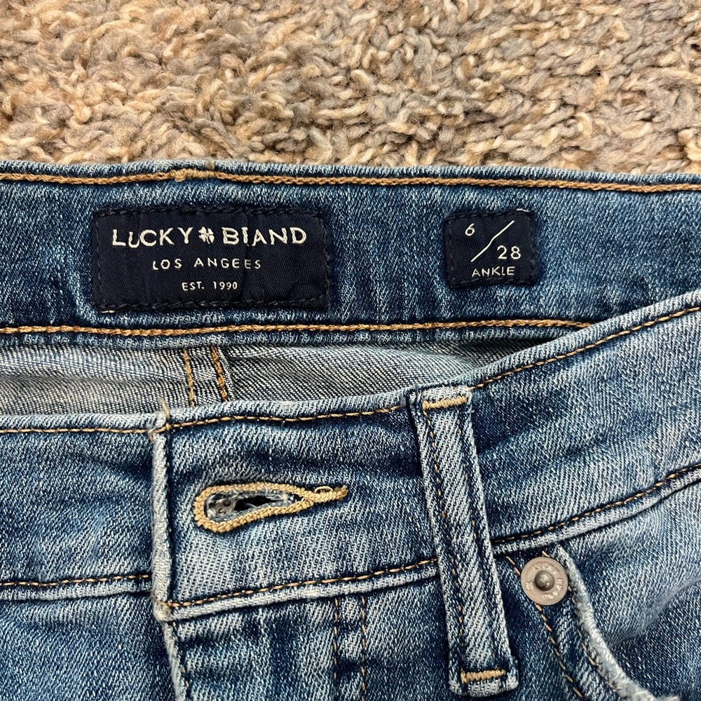 Lucky brand skinny jeans